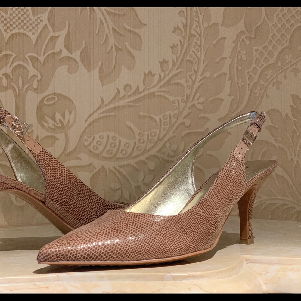 Anne Klein Iflex Sling back dress shoe